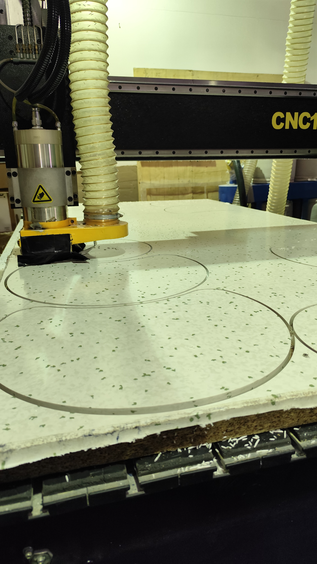 Maquinado CNC panel ECHO